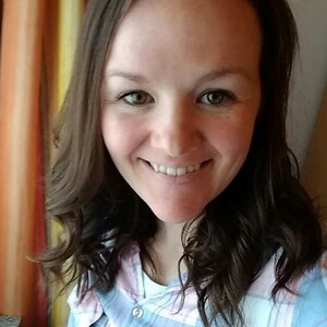 ElizabethCou495's avatar